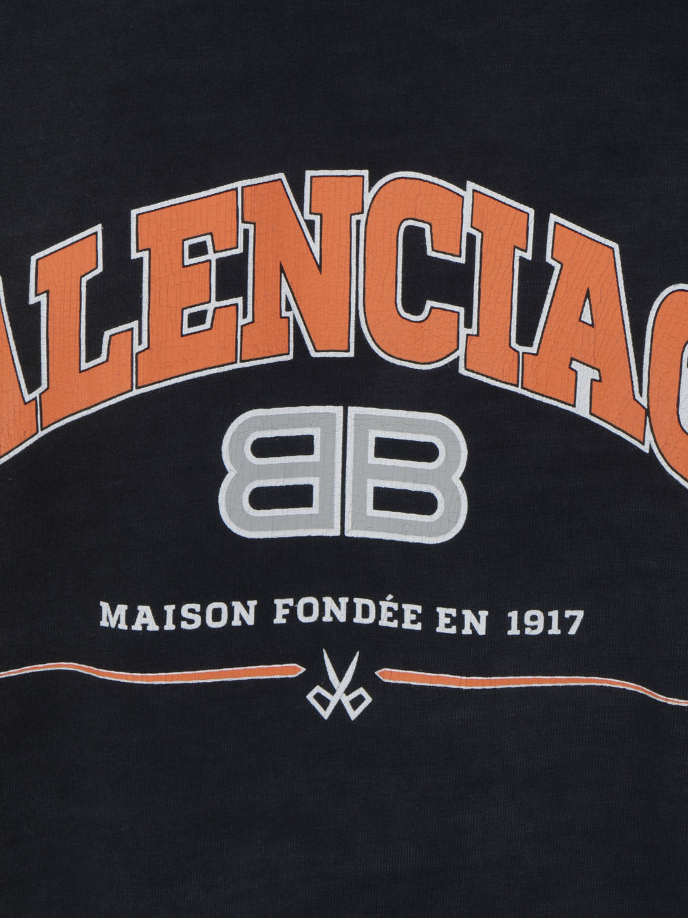 Maison T-Shirt Medium Fit - Black