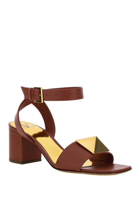 One Stud Sandal in Calfskin With Maxi Stud - Gingerbread