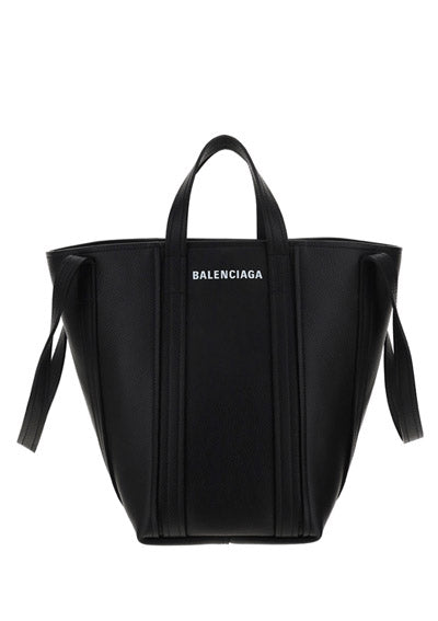 Everyday Small North-South Shoulder Tote Bag In Grained Calfskin - Black