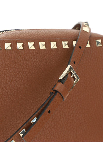Small Rockstud Calfskin Crossbody Bad - Tan.