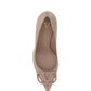 VLogo Signature Embellishment Calfskin Pump - Poudre