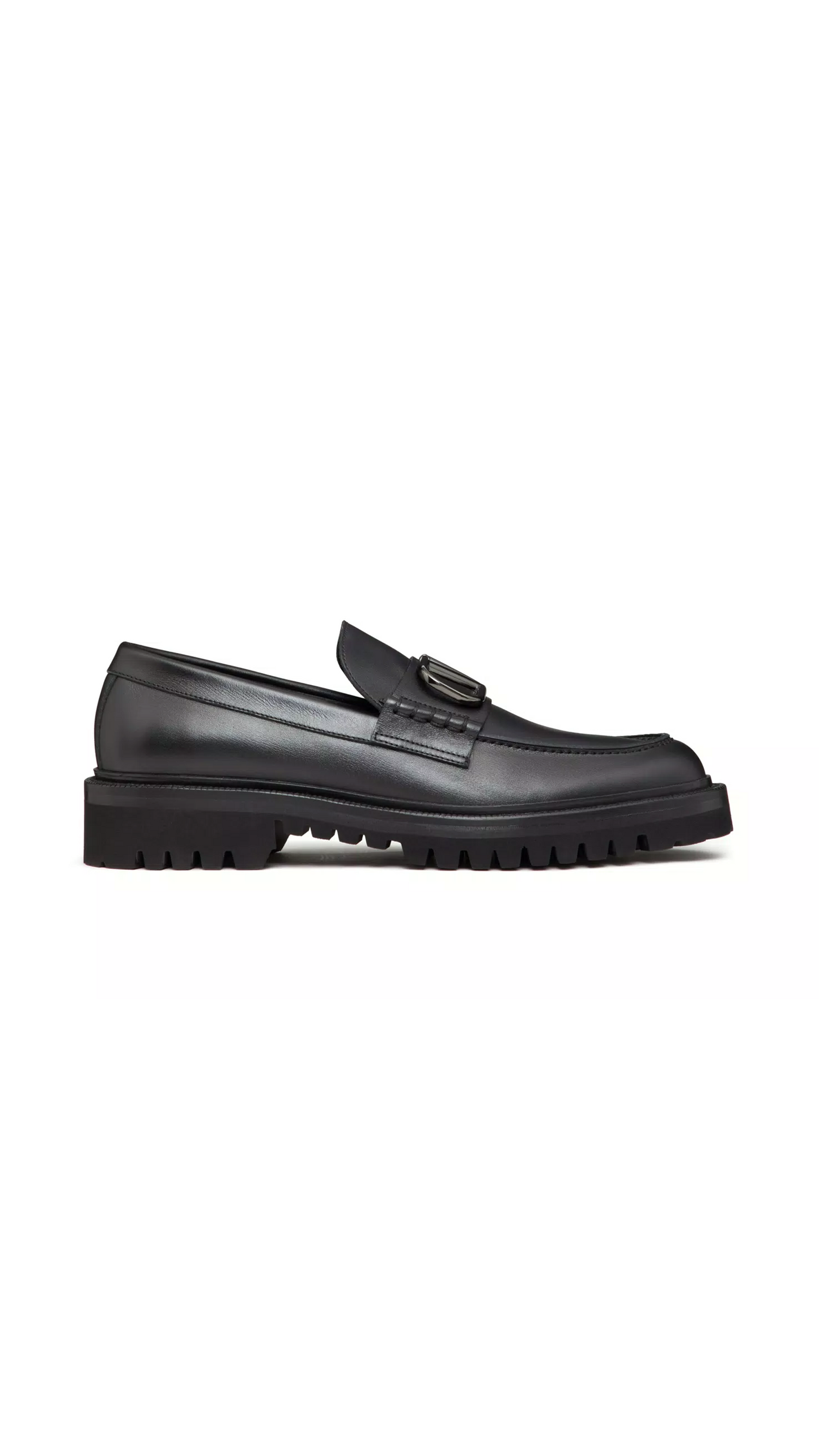 Vlogo Signature Calfskin Loafer - Black