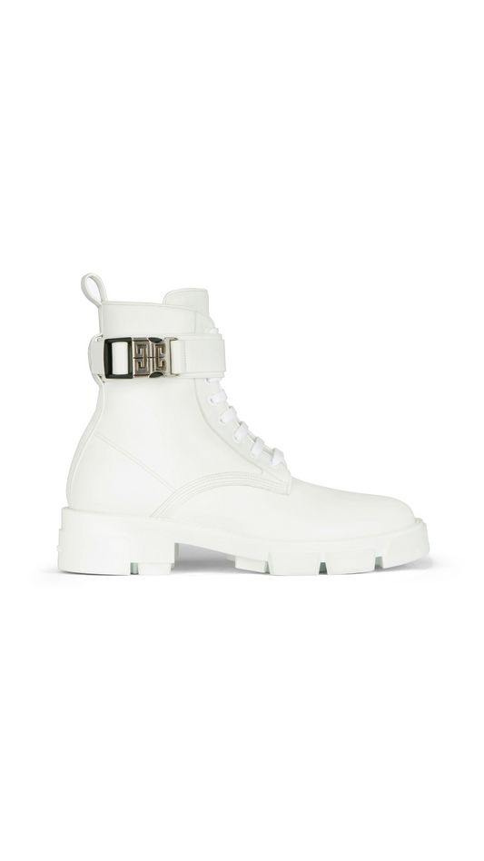 Terra Boots In Leather With 4G Buckle - White.