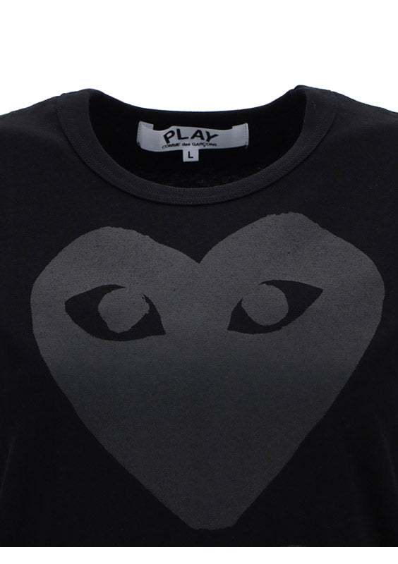 Tonal Heart Print T-shirt - Black.