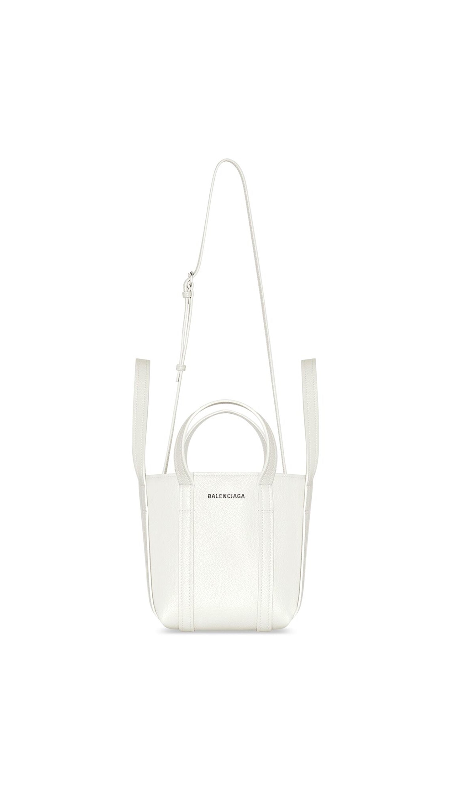 Everyday XS North-South Shoulder Tote Bag In Grained Calfskin - White